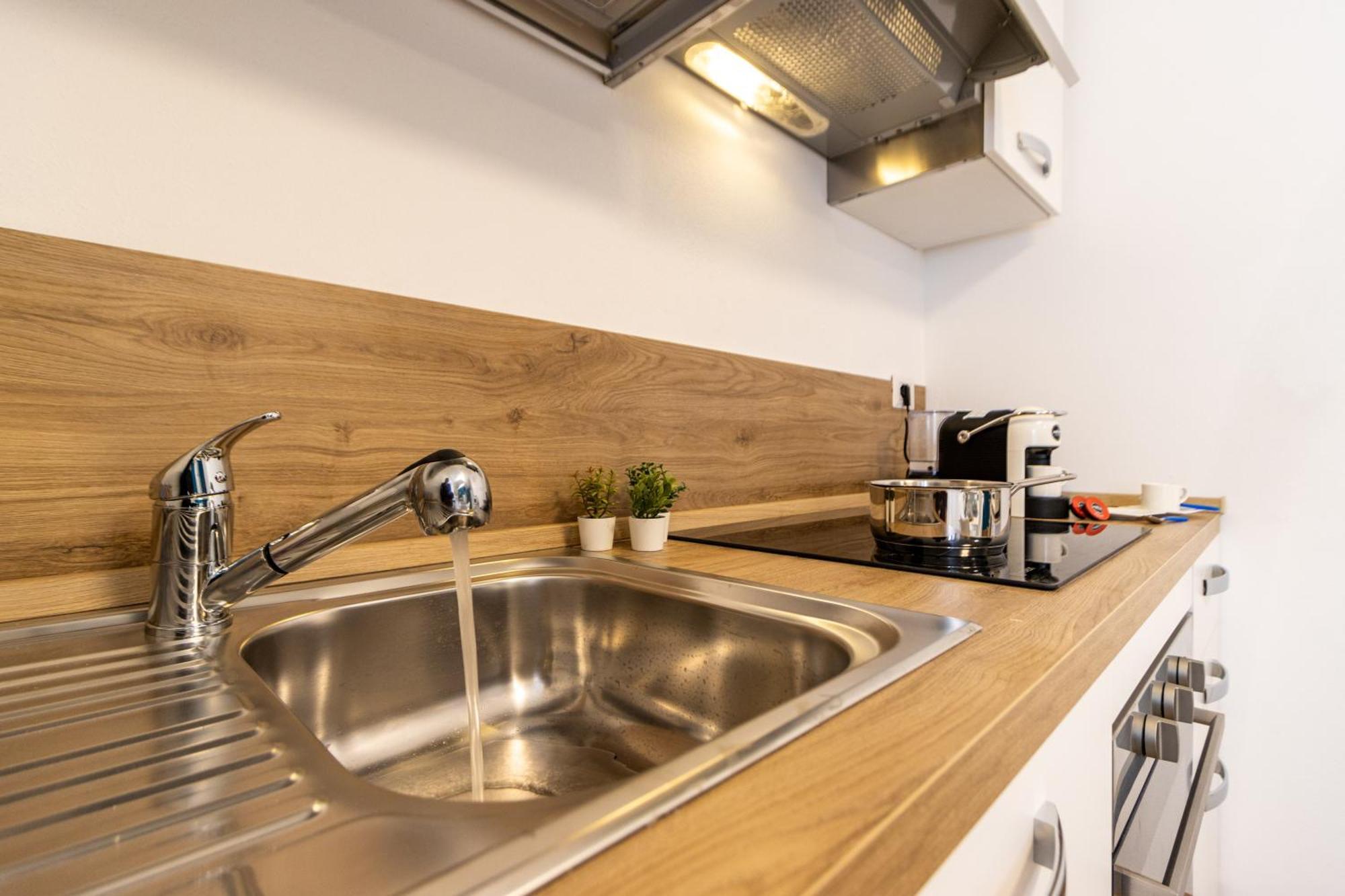 Golden Lake - Luxury Apartment ☆☆☆☆☆ - 100M From The Lake Baveno Exterior foto