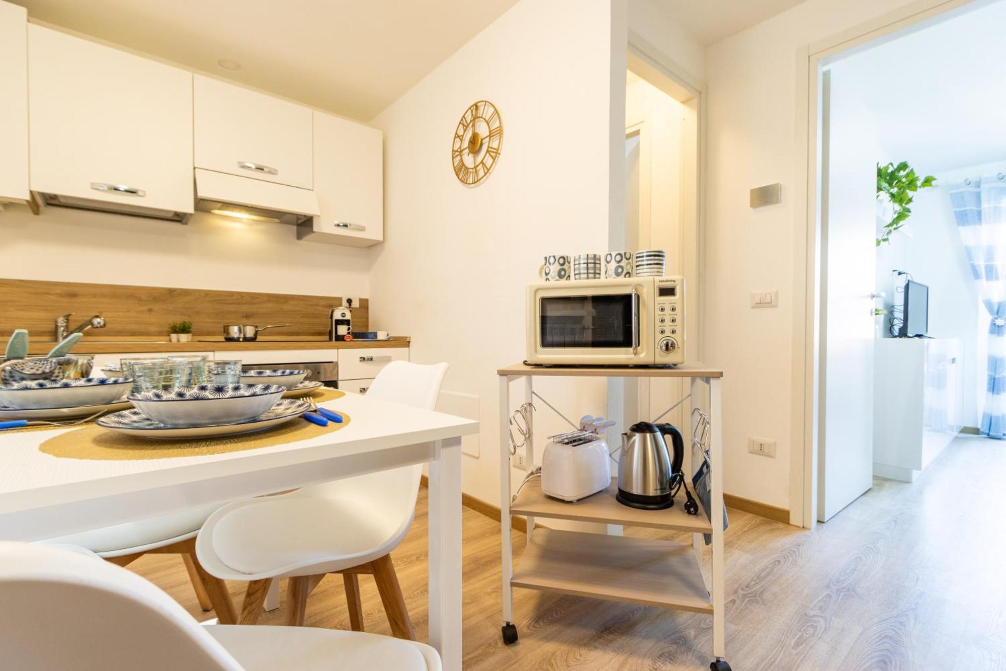 Golden Lake - Luxury Apartment ☆☆☆☆☆ - 100M From The Lake Baveno Exterior foto